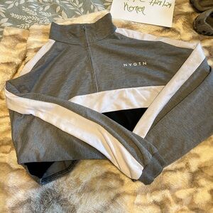 Nvgtn pullover large